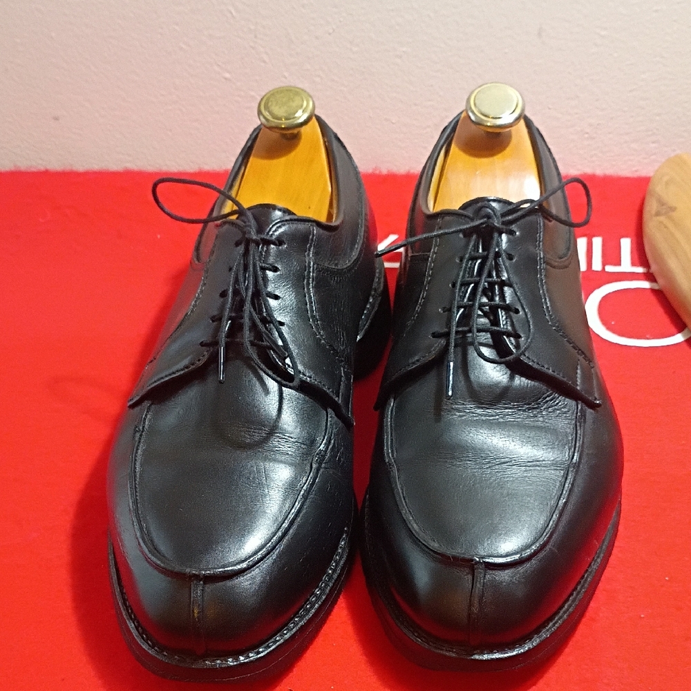 Allen Edmonds Black Leather Oxfords
